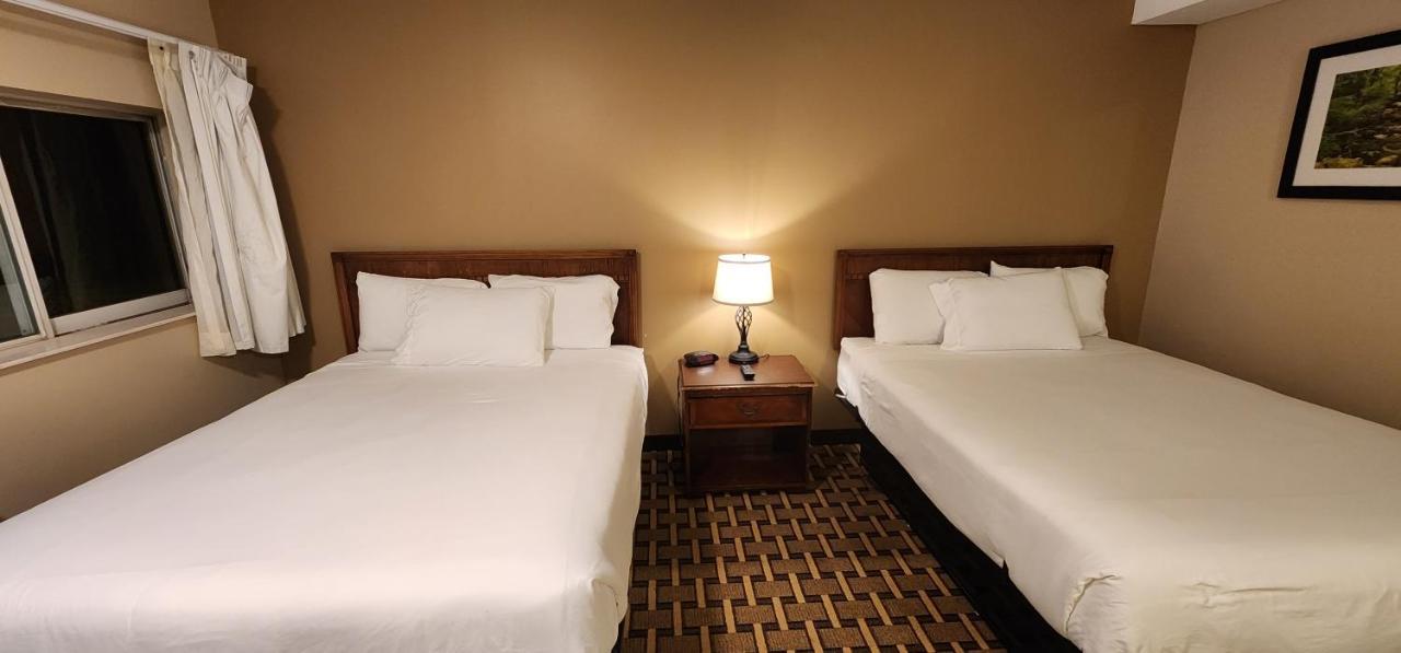 Nashoba Valley Inn & Suites Ayer Bagian luar foto