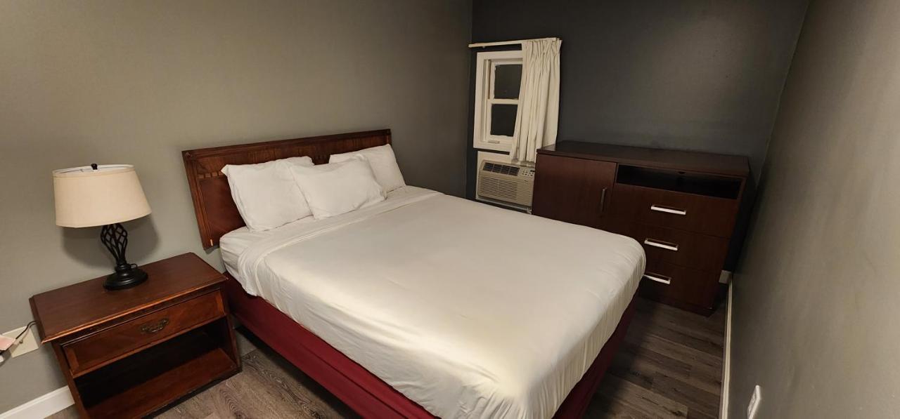 Nashoba Valley Inn & Suites Ayer Bagian luar foto