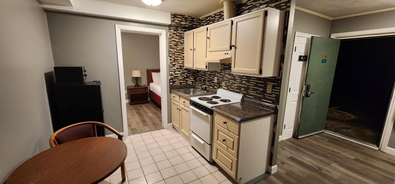 Nashoba Valley Inn & Suites Ayer Bagian luar foto